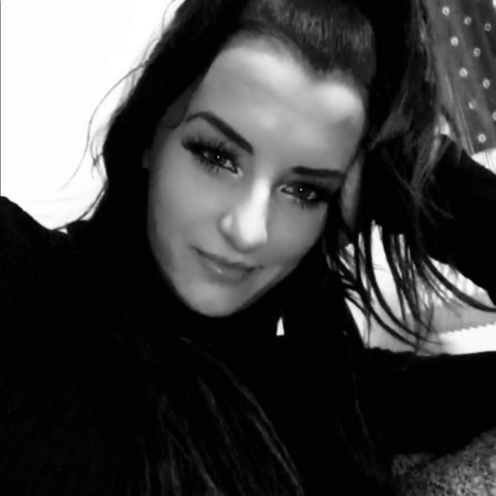 Meet your Posher, Cookie